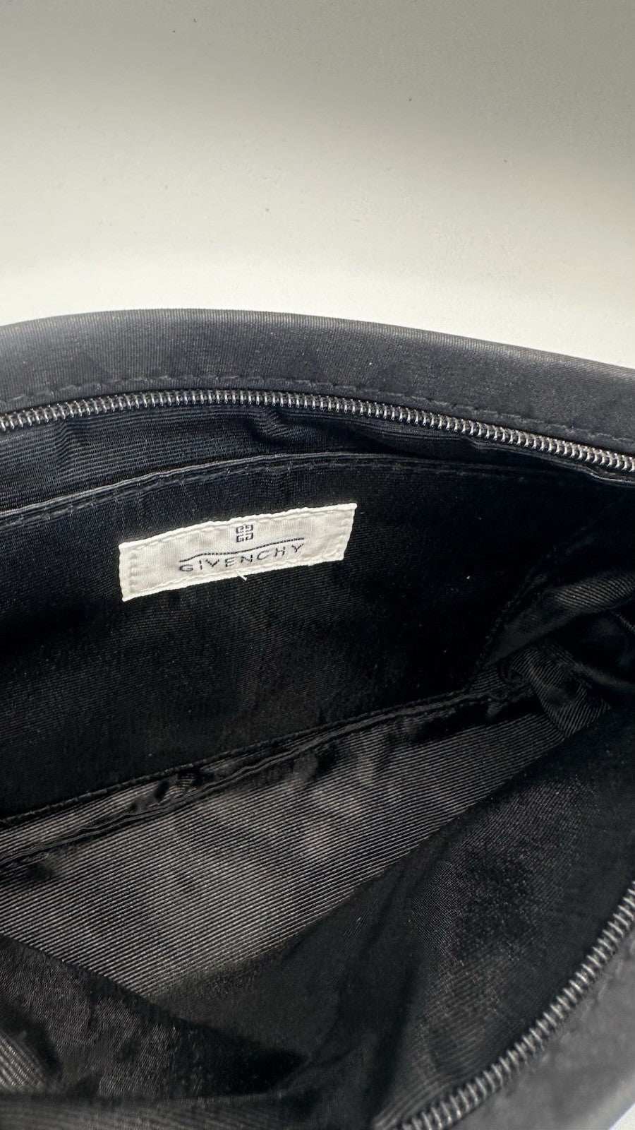 Givenchy Kosmetik-Tasche