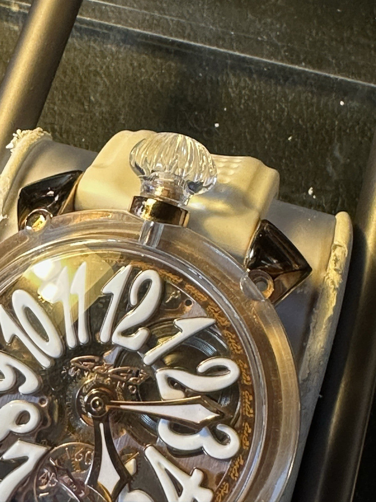 Gaga Milano Manuale Crystal Skeleton