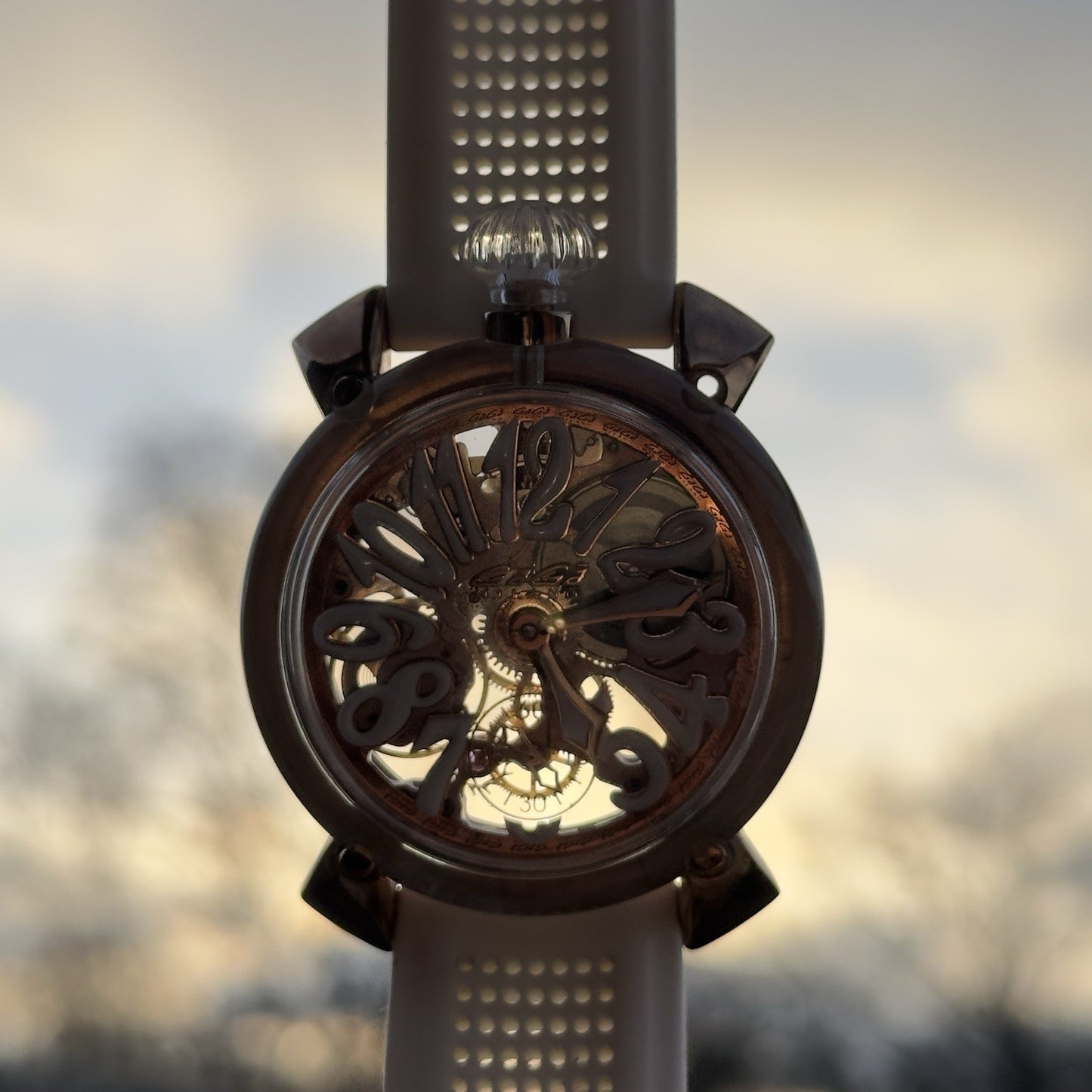 Gaga Milano Manuale Crystal Skeleton