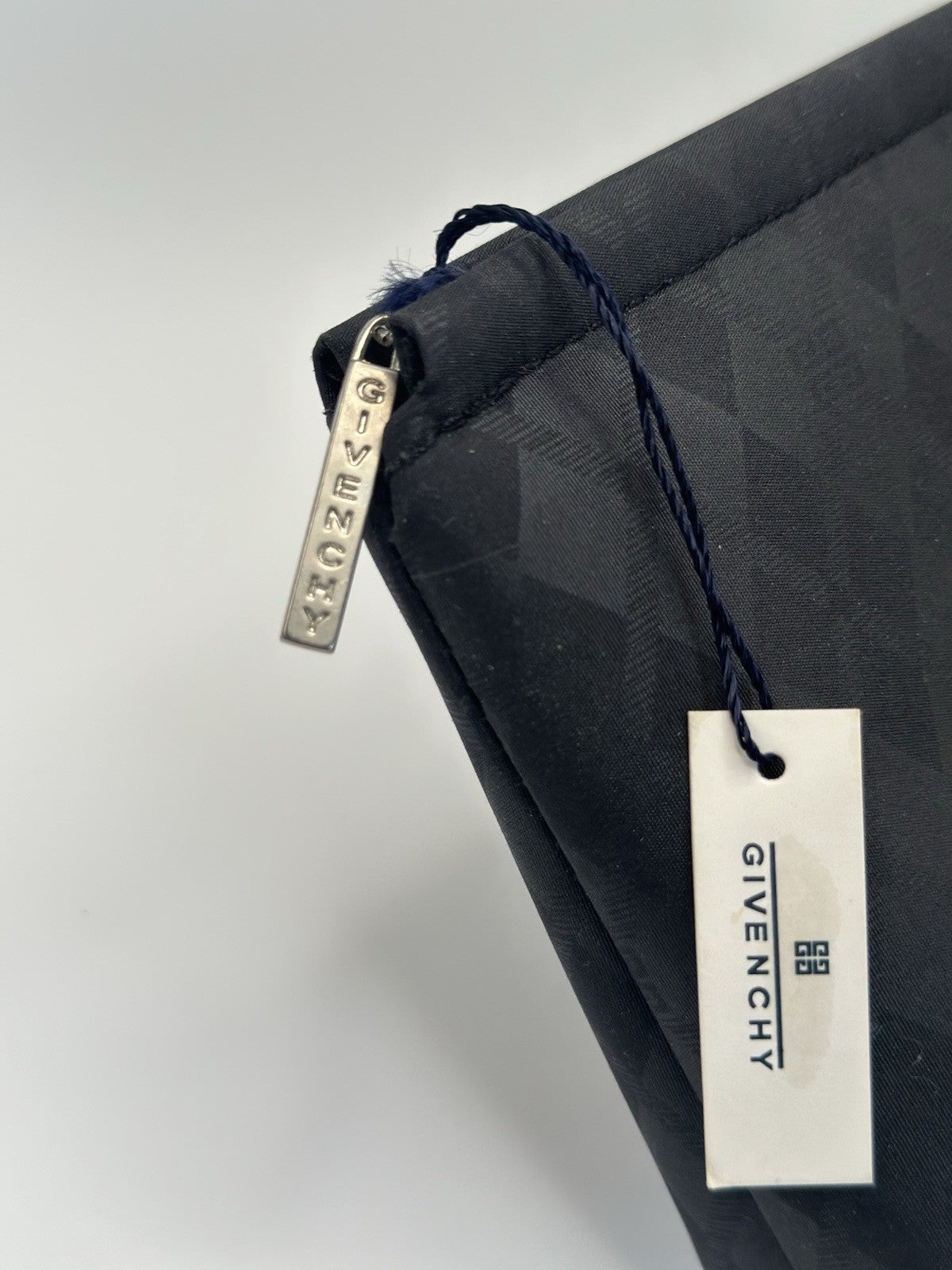 Givenchy Kosmetik-Tasche