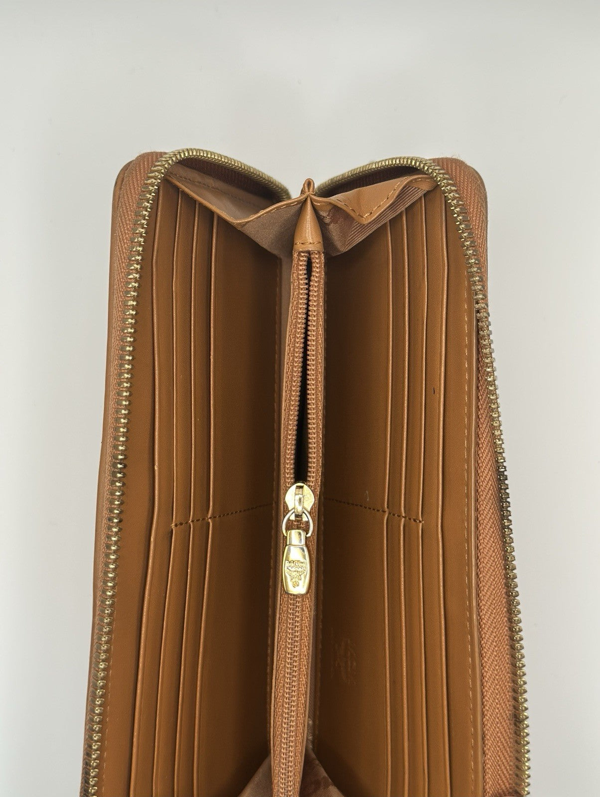 MCM Visetos Wallet